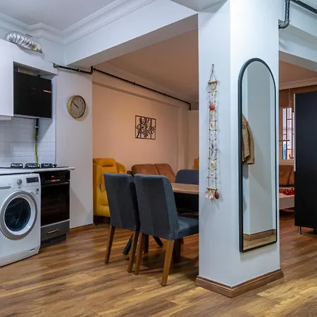 Apartment Cihangir