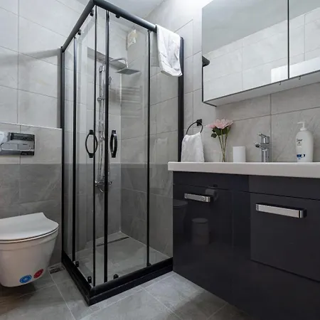 Cihangir Apartment *