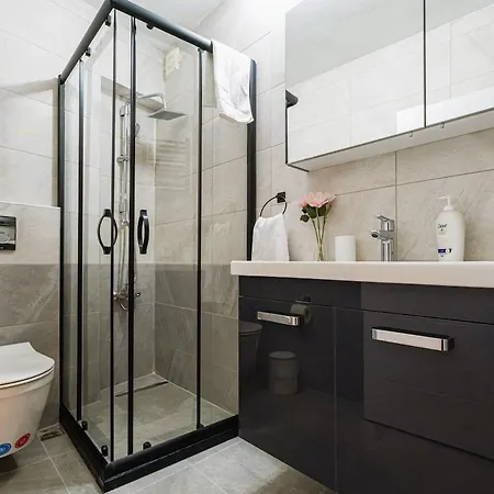 Cihangir Apartment *