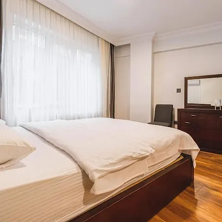 Cihangir Apartment *